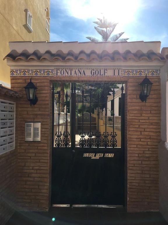 Top Floor Spacious Apartment With Roof Terrace Alicante Exteriör bild