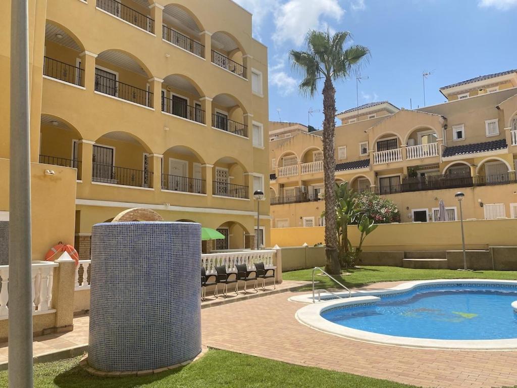 Top Floor Spacious Apartment With Roof Terrace Alicante Exteriör bild