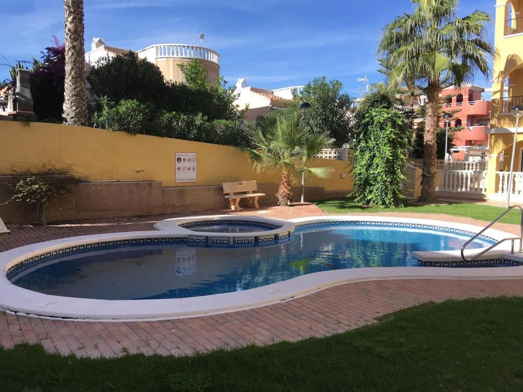 Top Floor Spacious Apartment With Roof Terrace Alicante Exteriör bild