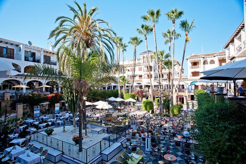 Top Floor Spacious Apartment With Roof Terrace Alicante Exteriör bild