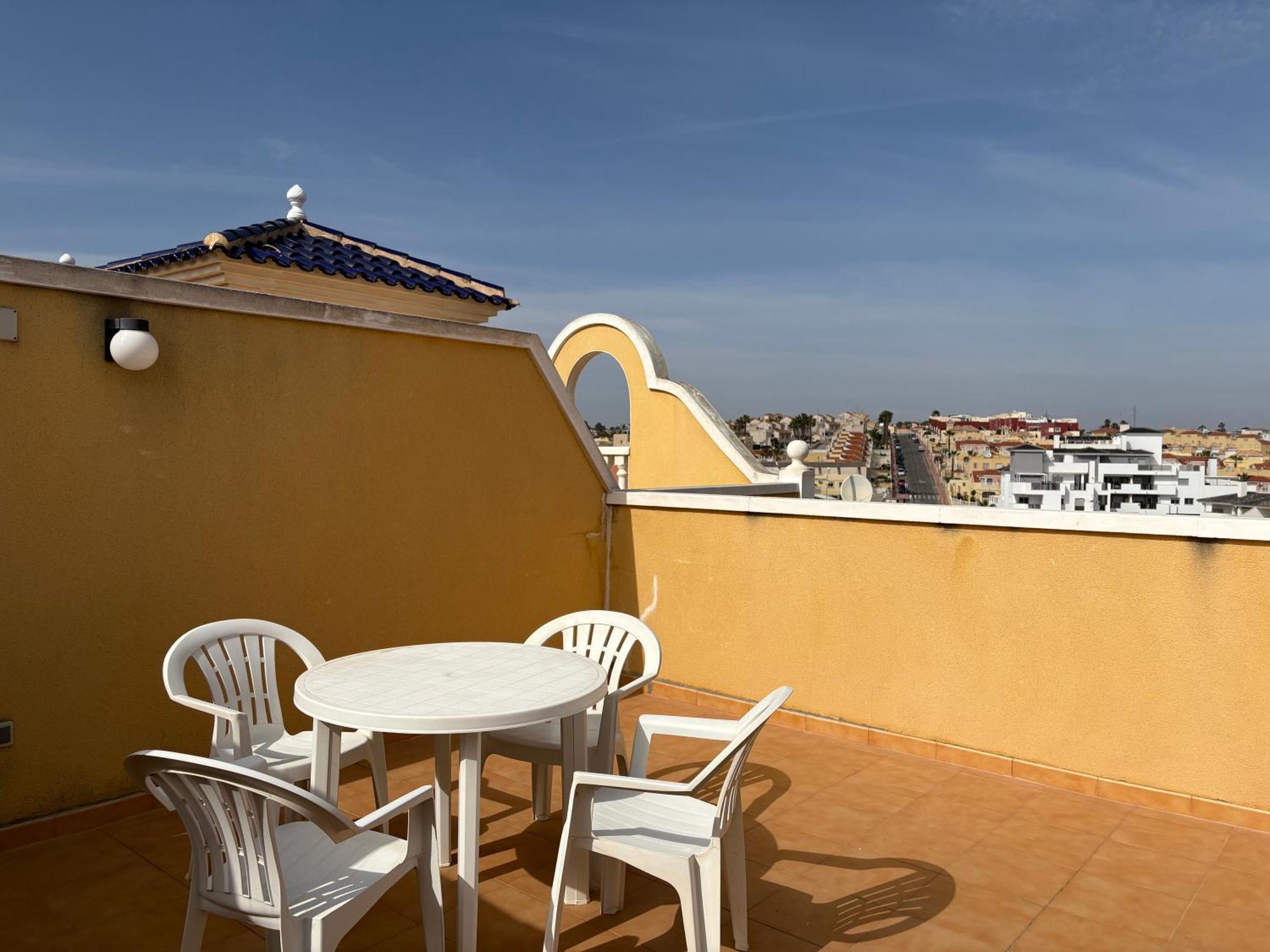Top Floor Spacious Apartment With Roof Terrace Alicante Exteriör bild